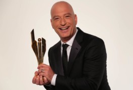 HOWIE MANDEL TO HOST 2017 #CDNSCREENAWARDS