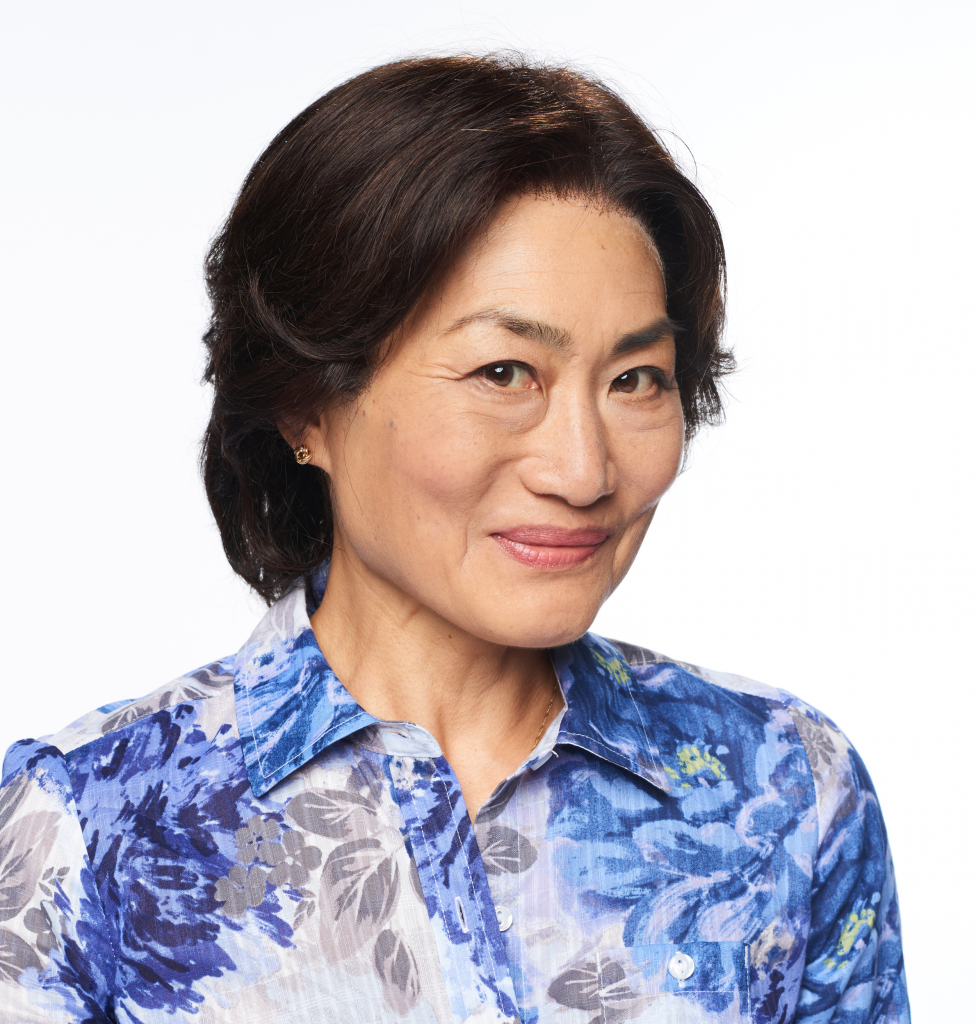 Kim'sConvenienceJeanYoon Academy.ca Academy.ca