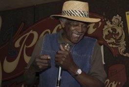 I Am the Blues