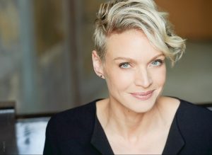 Motive - Kristin Lehman