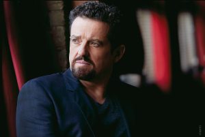 Motive - Louis Ferreira