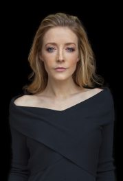 Jennifer Finnigan