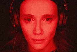 Red Rooms | Les chambres rouges